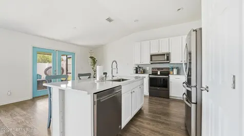 1280 Sunray Court Jacksonville FL 32218