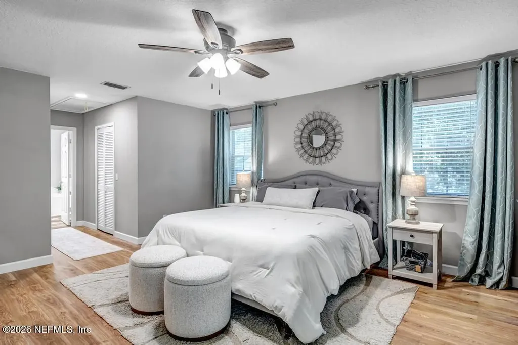 1929 Village Trail Way Jacksonville FL 32259