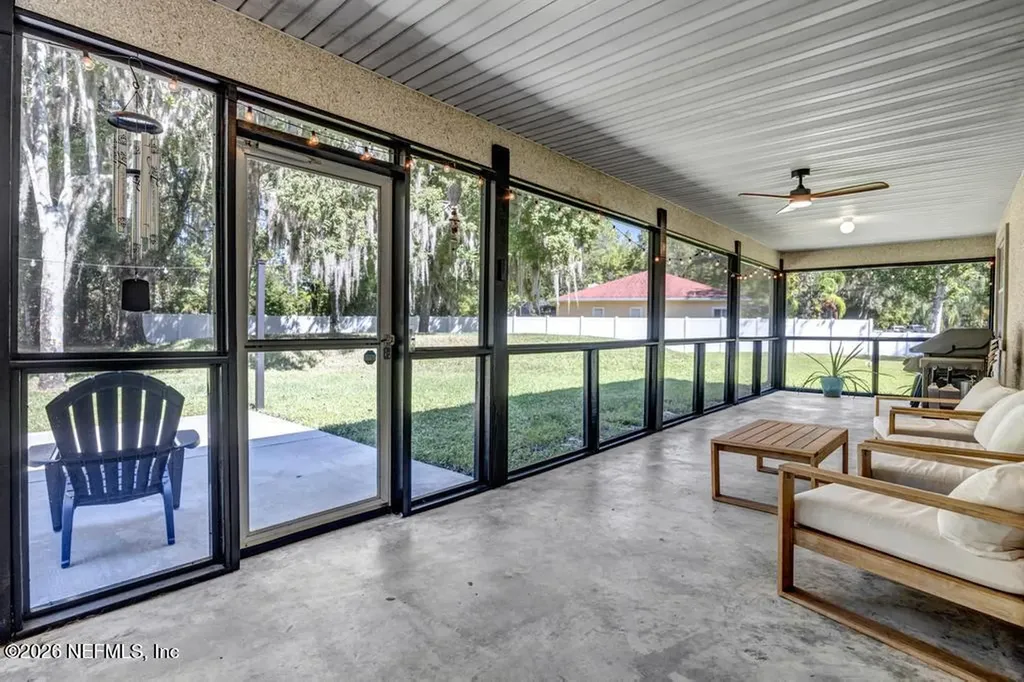 1929 Village Trail Way Jacksonville FL 32259
