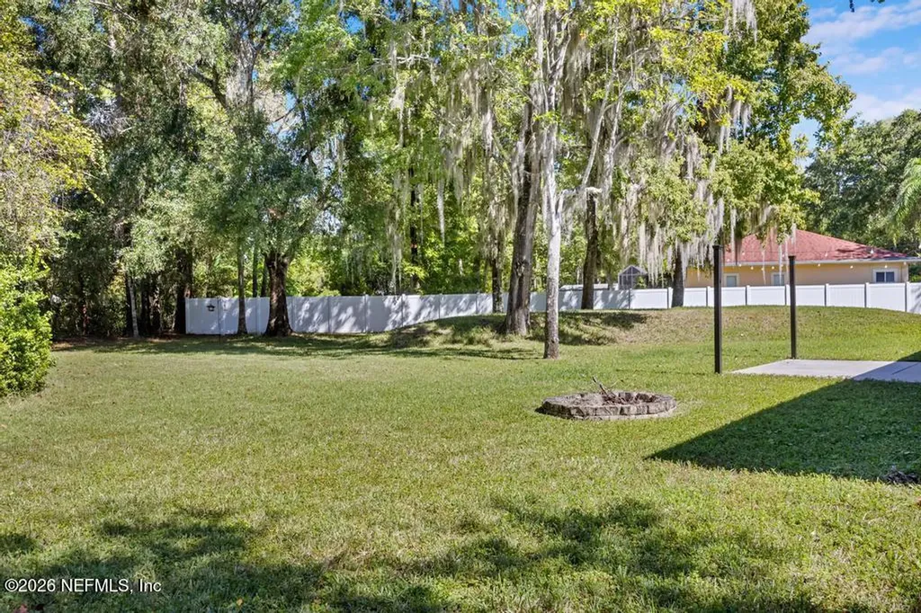 1929 Village Trail Way Jacksonville FL 32259