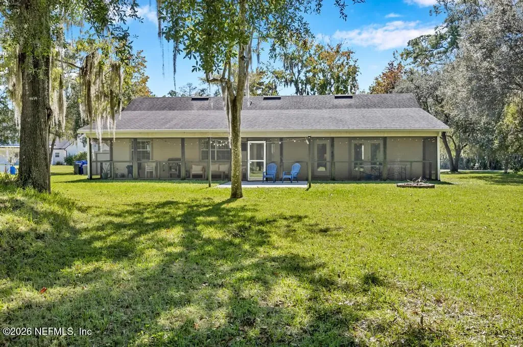 1929 Village Trail Way Jacksonville FL 32259