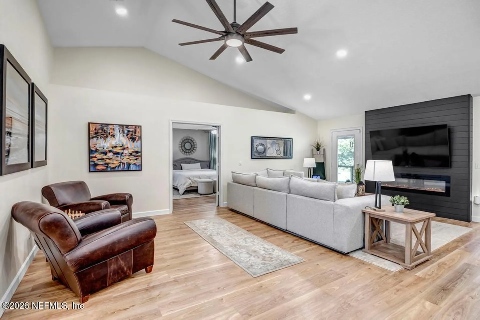 1929 Village Trail Way Jacksonville FL 32259