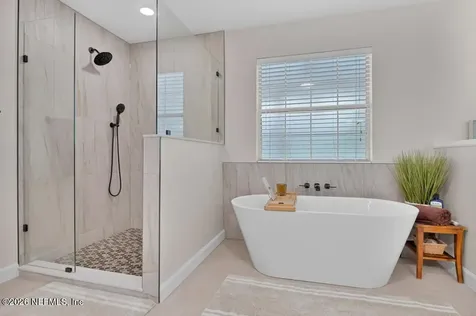 1929 Village Trail Way Jacksonville FL 32259