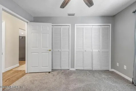 1929 Village Trail Way Jacksonville FL 32259