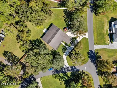1929 Village Trail Way Jacksonville FL 32259