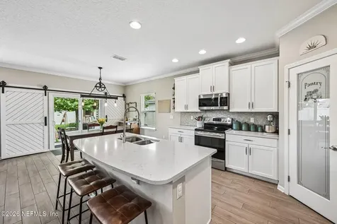 15694 Chir Pine Drive Jacksonville FL 32218
