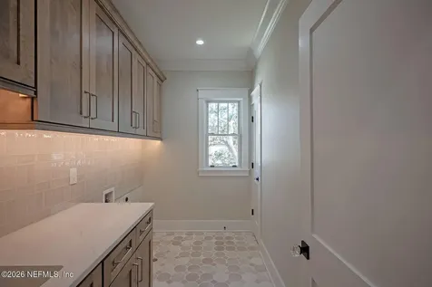1829 Powell Place Jacksonville FL 32205