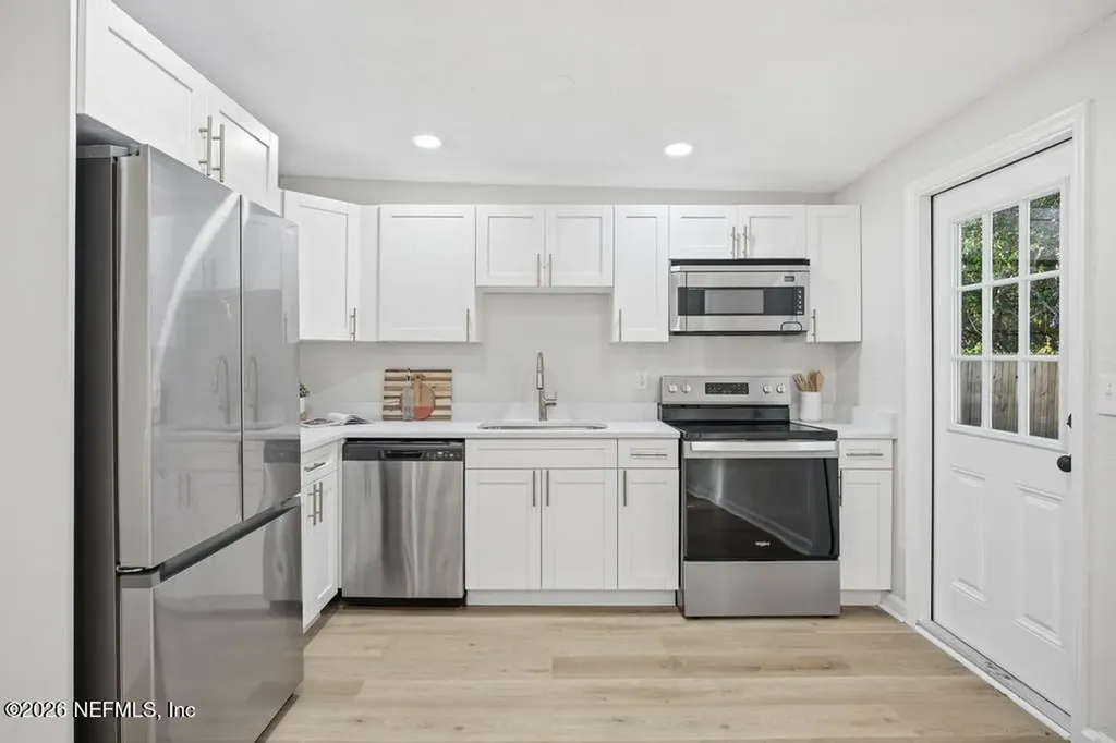 1416 Eola Court Jacksonville FL 32205