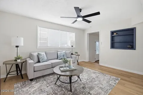 1416 Eola Court Jacksonville FL 32205