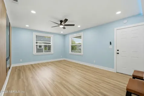 4713 Royal Avenue Jacksonville FL 32205