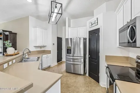 573 Wellhouse Drive Jacksonville FL 32220