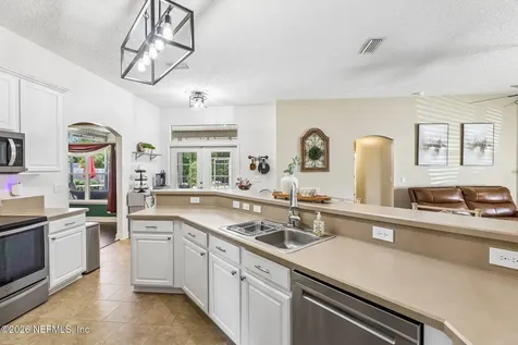 573 Wellhouse Drive Jacksonville FL 32220