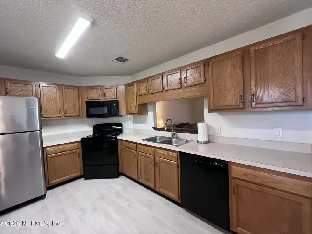 12462 Bullfinch Court Jacksonville FL 32225