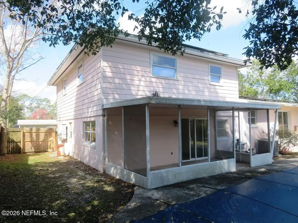 5932 Jaguar Drive W Jacksonville FL 32244
