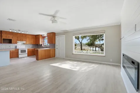 1636 Hammock Circle W Jacksonville FL 32225