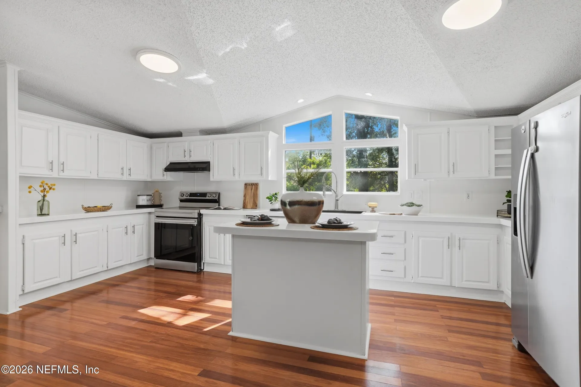 138 Thomas Avenue Jacksonville FL 32218