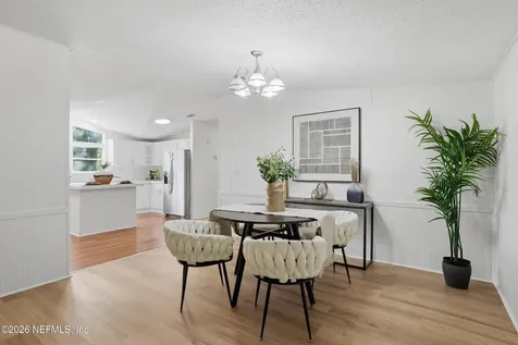 138 Thomas Avenue Jacksonville FL 32218