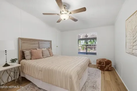 138 Thomas Avenue Jacksonville FL 32218