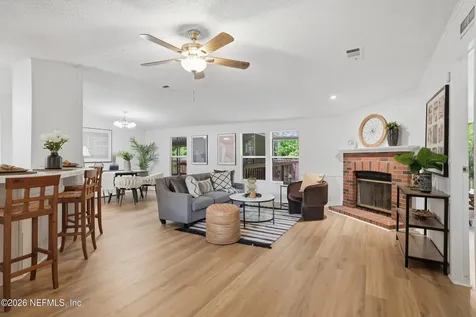 138 Thomas Avenue Jacksonville FL 32218