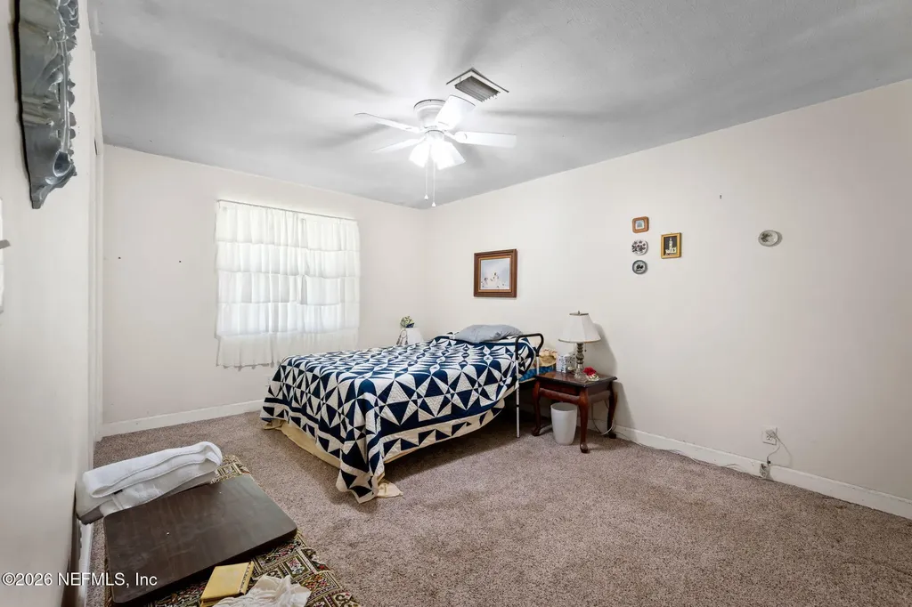 1215 Lamanto Avenue E Jacksonville FL 32211