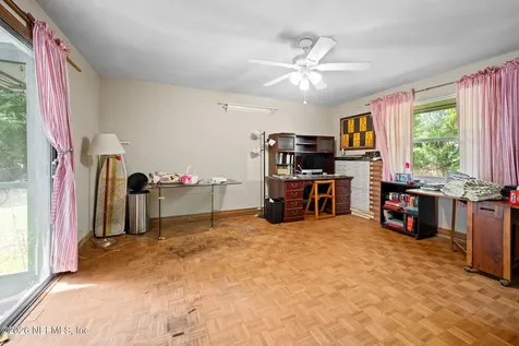 1215 Lamanto Avenue E Jacksonville FL 32211