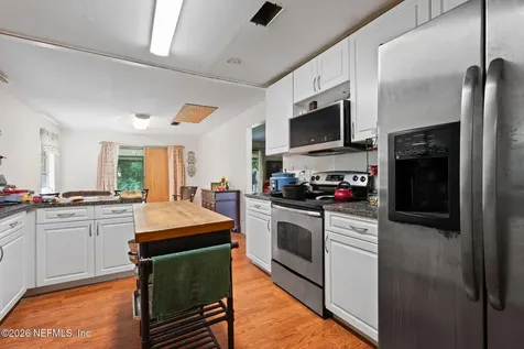 1215 Lamanto Avenue E Jacksonville FL 32211