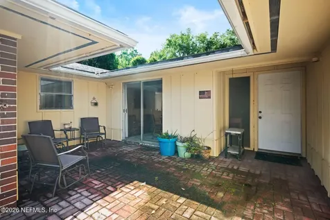 1215 Lamanto Avenue E Jacksonville FL 32211