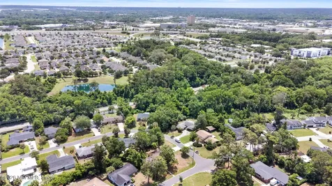 1215 Lamanto Avenue E Jacksonville FL 32211
