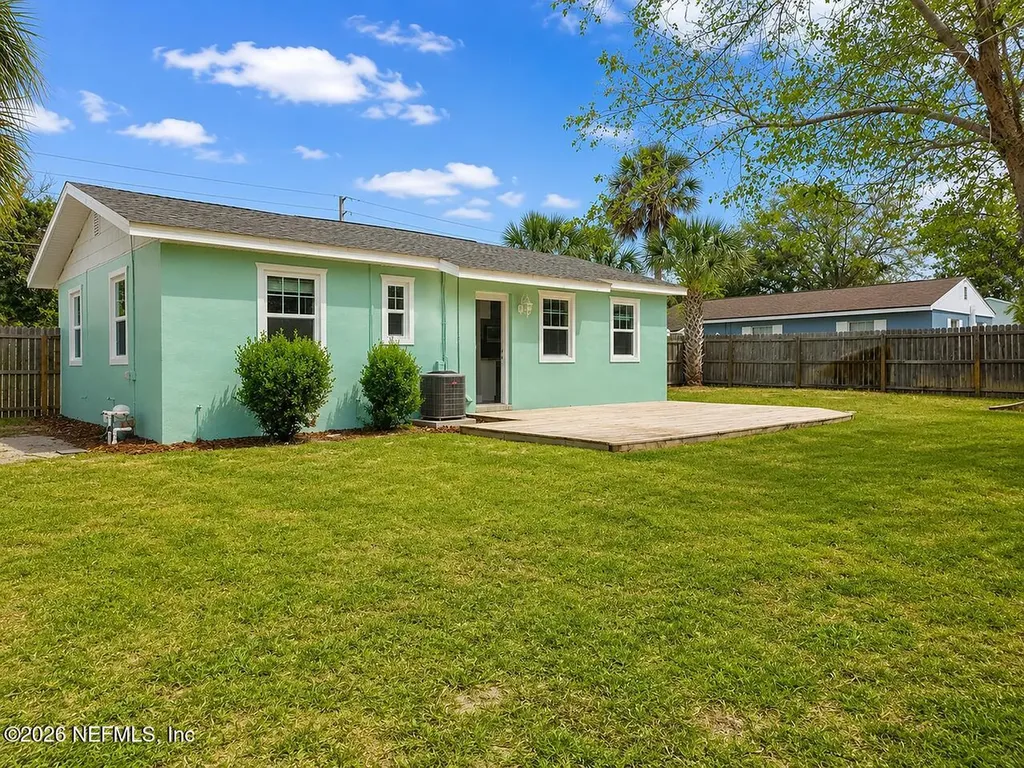 1105 10th Street N Jacksonville Beach FL 32250