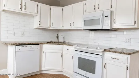 1105 10th Street N Jacksonville Beach FL 32250