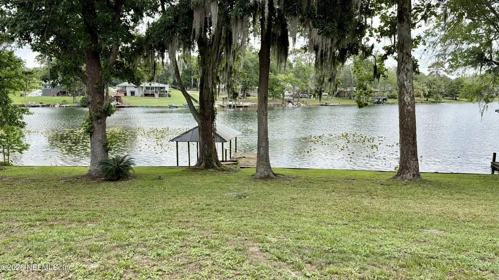 112 Wesley Road Green Cove Springs FL 32043