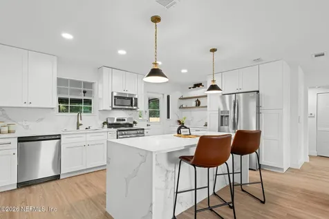 4533 Water Oak Lane Jacksonville FL 32210