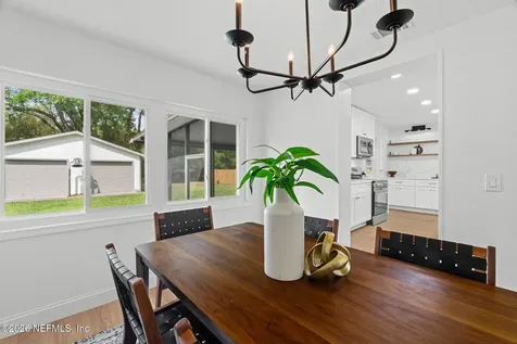 4533 Water Oak Lane Jacksonville FL 32210