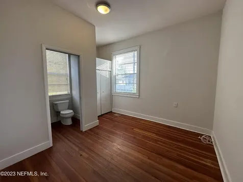 1824 Perry Place Jacksonville FL 32207