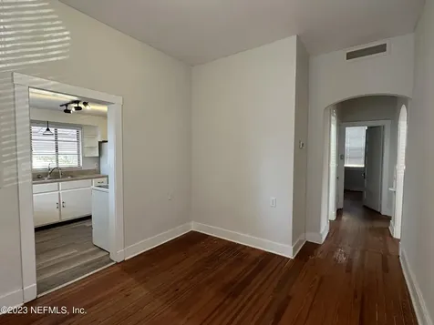 1824 Perry Place Jacksonville FL 32207
