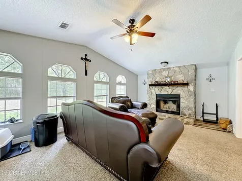 5050 Irving Street Hastings FL 32145
