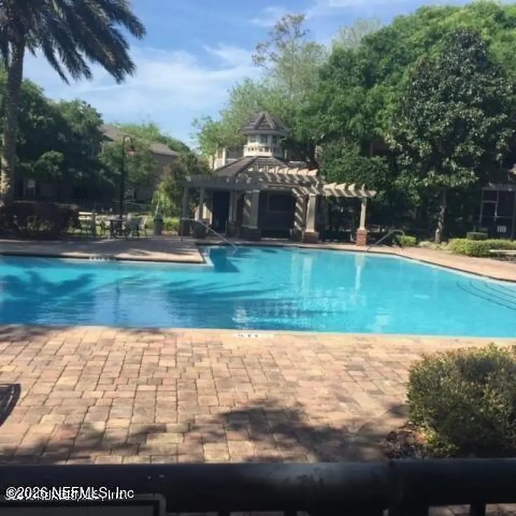10000 Gate Parkway N Jacksonville FL 32246