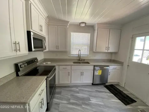 1271 Belmont Terrace Jacksonville FL 32207