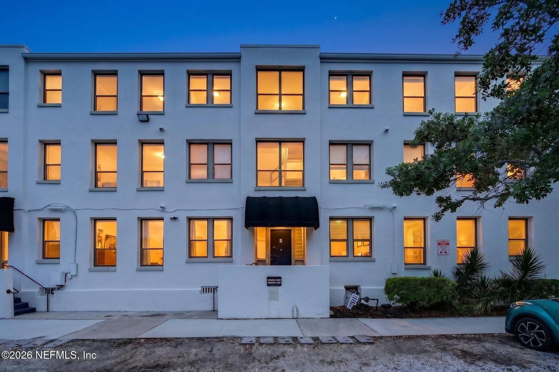 2545 Oak Street Jacksonville FL 32204
