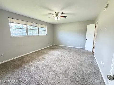 1806 Memory Lane Jacksonville FL 32210