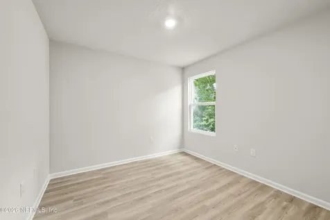 2265 W 11th Street Jacksonville FL 32209