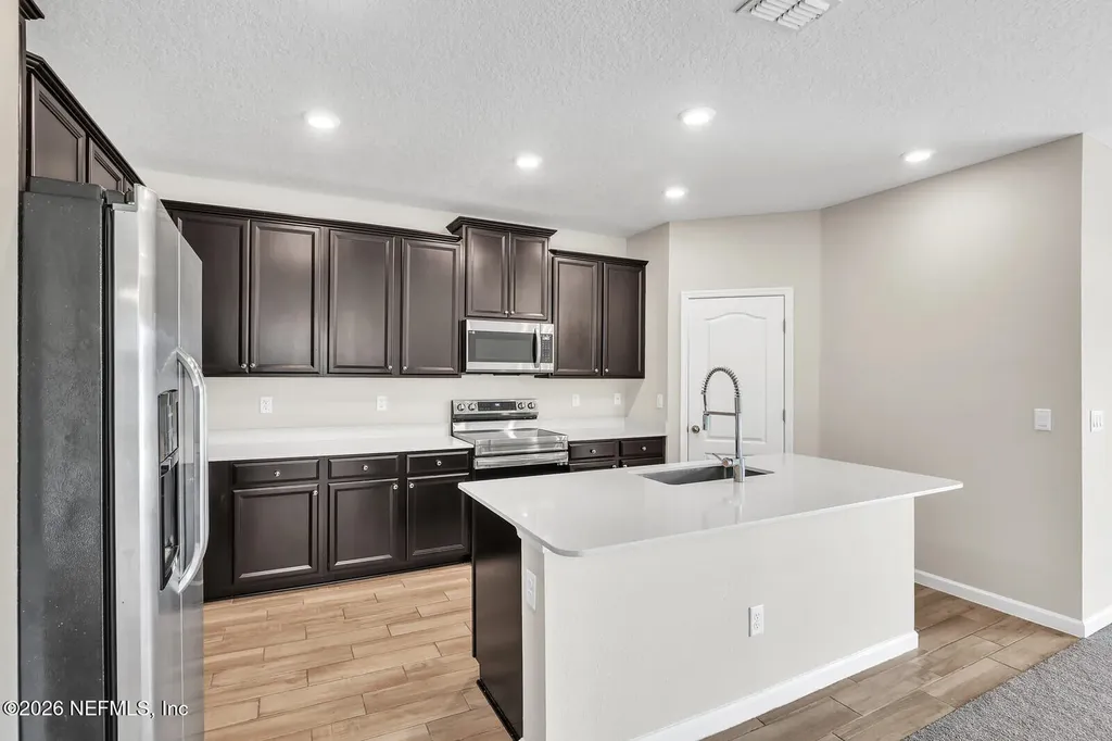 16187 Blossom Lake Drive Jacksonville FL 32218