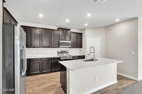 16187 Blossom Lake Drive Jacksonville FL 32218
