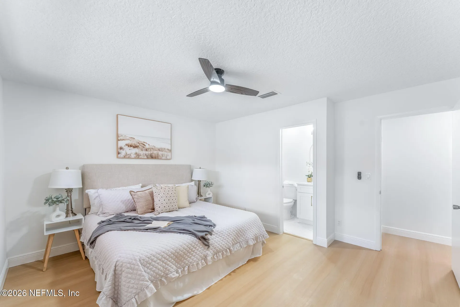 8460 Lynda Sue Lane W Jacksonville FL 32217