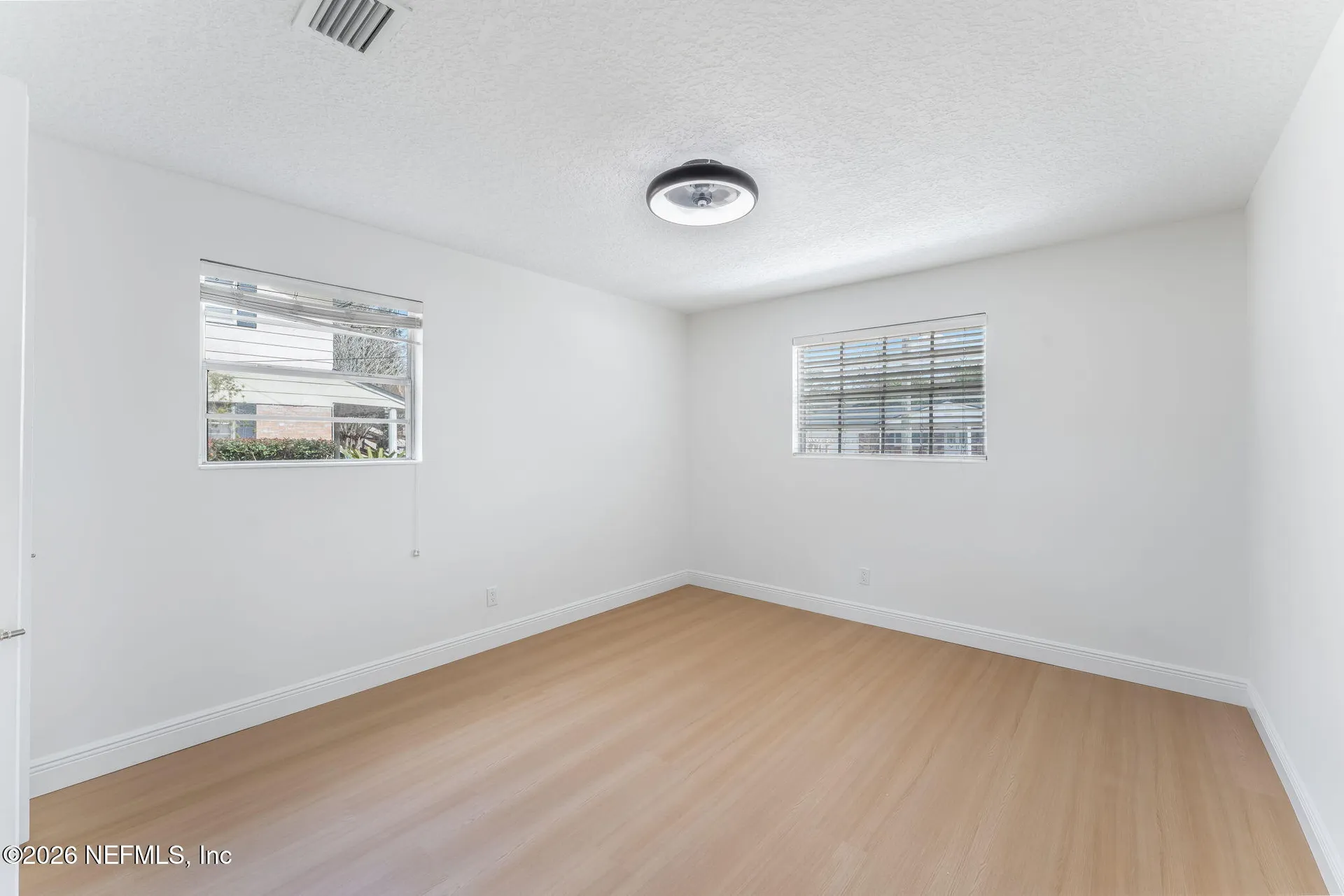 8460 Lynda Sue Lane W Jacksonville FL 32217