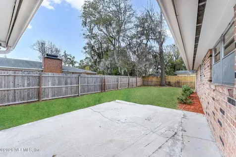 8460 Lynda Sue Lane W Jacksonville FL 32217