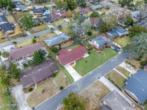 8460 Lynda Sue Lane W Jacksonville FL 32217