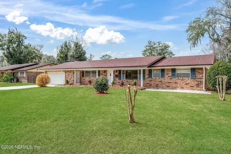 8460 Lynda Sue Lane W Jacksonville FL 32217