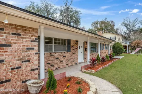 8460 Lynda Sue Lane W Jacksonville FL 32217