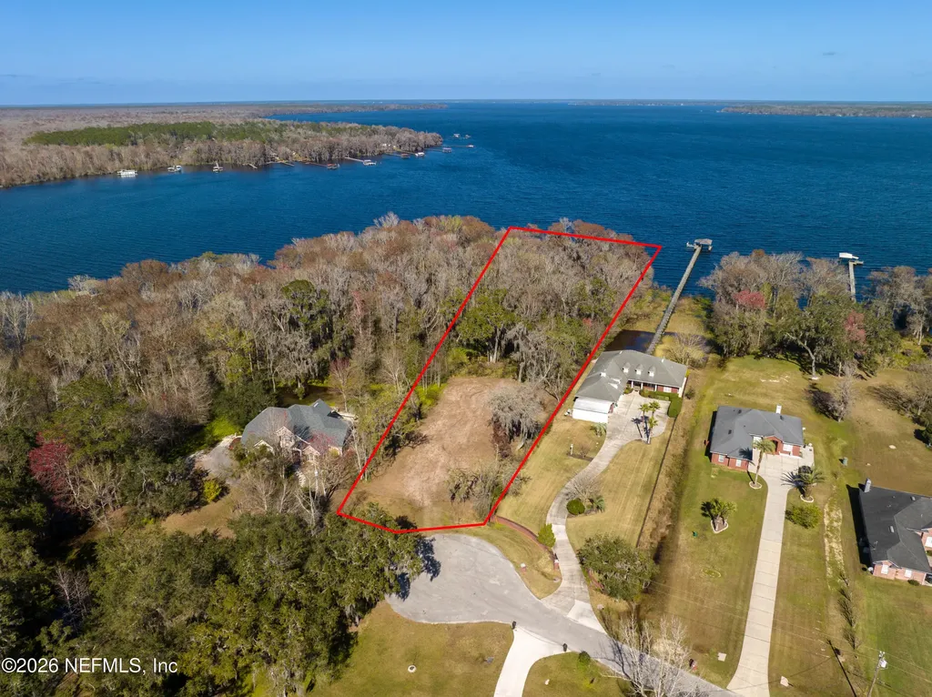 5565 Dianthus Street Green Cove Springs FL 32043